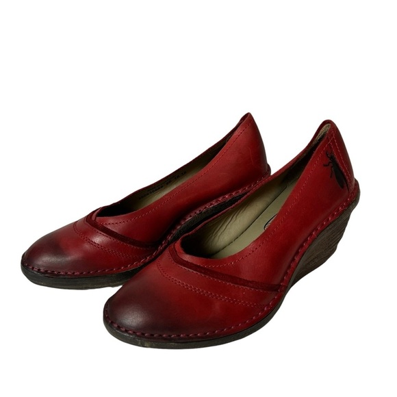 Fly London Womens Red Leather Wedge Pumps Heels Size US 7.5 EU 38 - Picture 3 of 11
